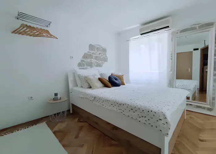 아파트 The Stone Alley Retreat 스플리트