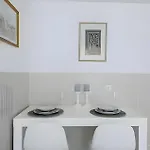 The Stone Alley Retreat سبليت