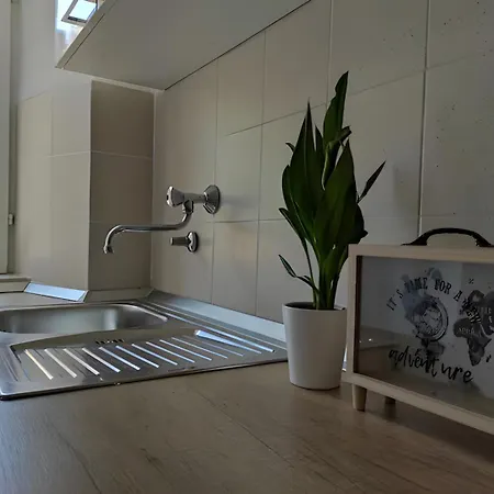 Apartment The Stone Alley Retreat *