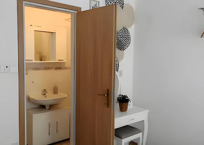 Apartment The Stone Alley Retreat Split